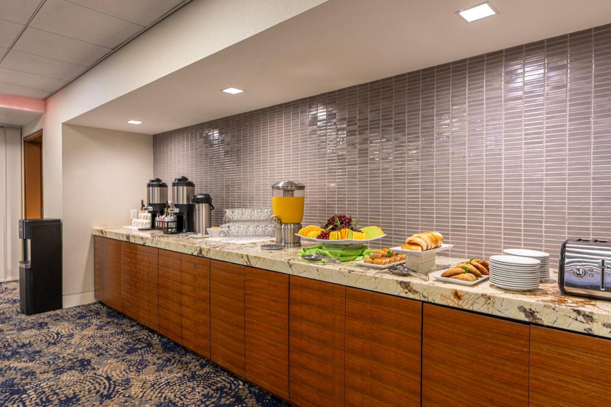 New Orleans-downtown Superdome By Ihg 4* La Nouvelle-Orléans